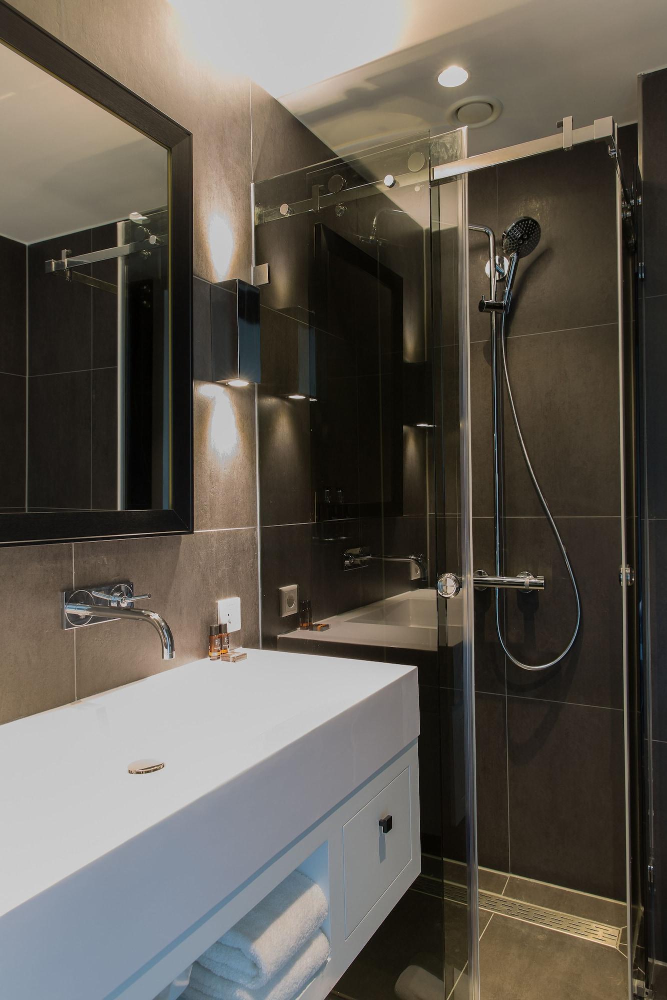 Aparthotel B-aparthotel Kennedy 3*